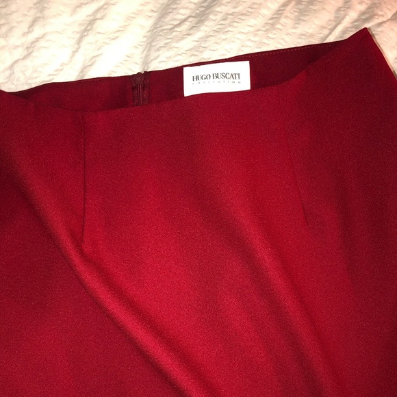 Red skirt - Picture 4 of 5